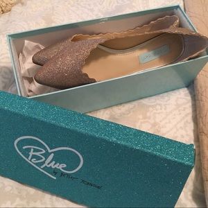 Betsy Johnson glitter pointy-toe flats NWB